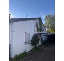 PRIVAT! -Attraktives 8-Zimmer-Mehrfamilienhaus mit Garage in Kehl