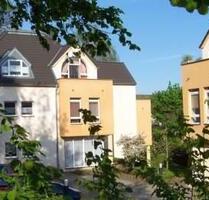 1 Raum Wohnung 1.OG 43,54qm mit Balkon und Wannenbad - Lichtenstein (Sachsen)