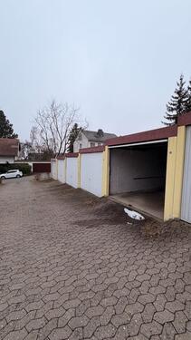 Foto - Garage zu vermieten – Hof – top gepflegt