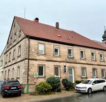 Einzigartiges Anwesen - 517 m² Wohnfläche, Halle & 9.700 m² Grund - Rauhenebrach