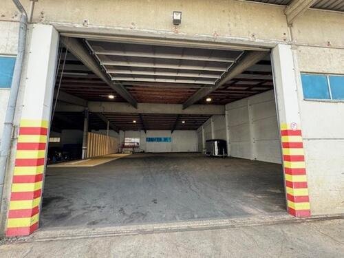 Foto - Lagerhalle im Industriegebiet Bebra zu vermieten!