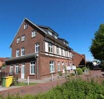Dem Bahnhof so nahe - 599,00 EUR Kaltmiete, in Niebüll (PLZ: 25899)