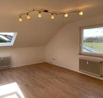 Lichtdurchflutete 3-Zimmer DG-Wohnung in Sternenfels