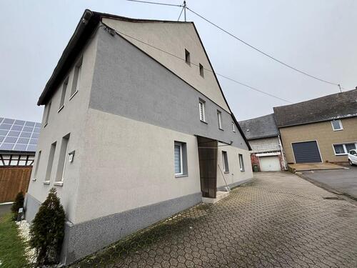 Foto - 6 Zimmer Einfamilienhaus zum Kaufen in Hahn