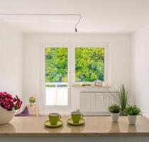Modernisierte Erdgeschosswohnung mit Balkon - Chemnitz Markersdorf