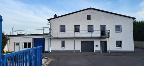 Foto - Lager zu vermieten, später auch Nebenräume Büros und Wohnung