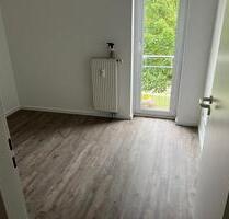 Schöne 3 Zimmer Wohnung mit Stellplatz und EBK - Königs Wusterhausen