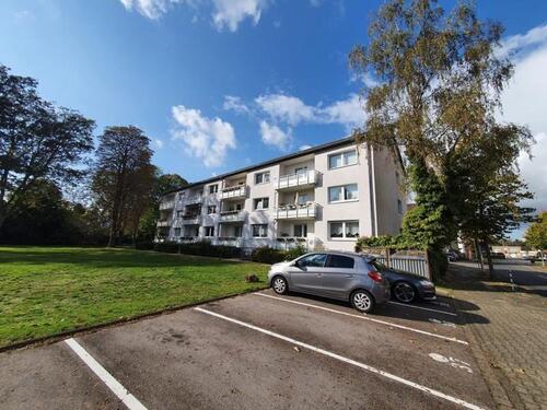 Foto - Neue Wohnung, neues Glück! Frisch renovierte 3-Zi.-Wohnung