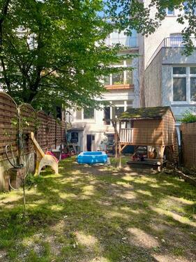 Foto - Stilvolle 3,5-Raum-Hochparterre-Wohnung mit gehobener Innenaussta