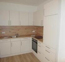 Hochwertige 2-Zimmer-Wohnung mit Loggia, Einbauküche & ebenerdiger Dusche * Betreutes Wohnen möglich - Hartha