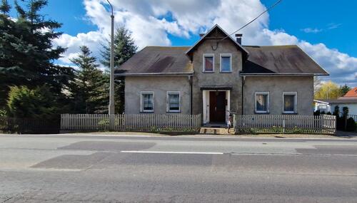 Foto - Einfamilienhaus mit großen Garten