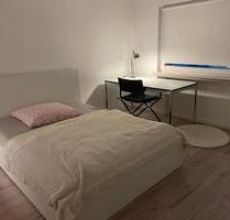 1-Zimmerwohnung Bonn Zentrum - 800,00&nbsp;EUR Kaltmiete, ca.&nbsp; 23,00&nbsp;m&sup2; in Bonn (PLZ: 53111)