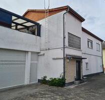 Haus in Büttelborn - 720.000,00&nbsp;EUR Kaufpreis, ca.&nbsp; 250,00&nbsp;m&sup2; in Büttelborn (PLZ: 64572)