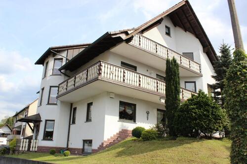 Foto - Großzügige 4-Zimmer-Wohnung in Heigenbrücken