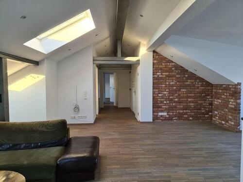 Foto - 3.5 Zimmer Dachgeschoßwohnung in Stuttgart