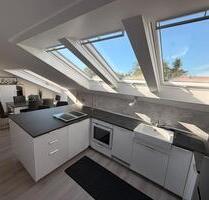 Möblierte 2,5-Zi.-DG-Wohnung, 64 qm, Pleidelsheim