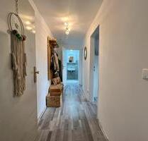 1-Zimmer-DG Wohnung in ruhiger Lage inkl. EBK & Waschm. - Stein