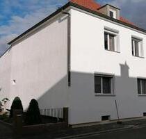 2 Familienhaus Generationhaus grosses Grundstück 2 Garagen - Böhl-Iggelheim