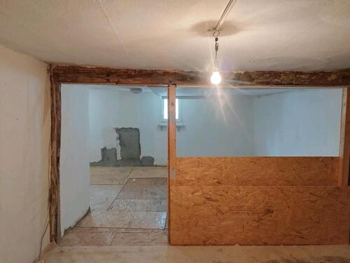 Foto - Haus zu verkaufen mit scheune. - 95.000,00&nbsp;EUR Kaufpreis, ca.&nbsp; 120,00&nbsp;m&sup2;