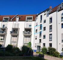 Provisionsfrei: 2 Zimmer Wohnung m. Balkon & TG-Stellplatz - Roth