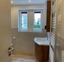 Sehr schick, neu saniert und bezugsfertig! Attraktive 3-Raum-Wohnung mit Garten und zzgl. Garage zu vermieten! - Radibor