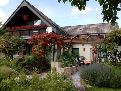 Foto - Einfamilienhaus in Lalling mit großem Grundstück