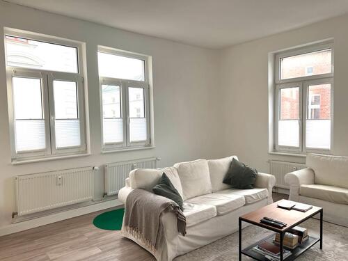 Foto - Anfragestopp - Helle geräumige 2-Zimmer Altbauwohnung