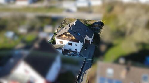 Foto - Freistehendes Einfamilienhaus mit großem Garten in ruhiger Lage v