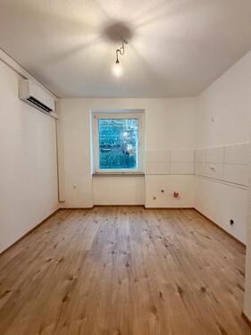 Foto - Sanierte Erdgeschoss 3-Zimmer Wohnung mit Klima & eigenem Garten