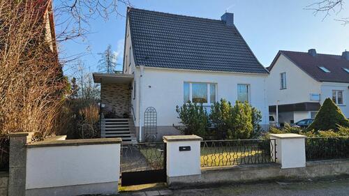 Foto - Einfamilienhaus - 220.000,00&nbsp;EUR Kaufpreis, ca.&nbsp; 103,00&nbsp;m&sup2;