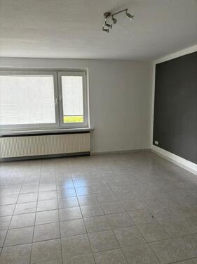 Foto - Helle 3-Zimmer-Wohnung (65 m²) im 3. OG in Springe