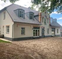 Charmante 4 Zi Wohnung auf altem Gut Nähe Bergen - Bergen auf Rügen