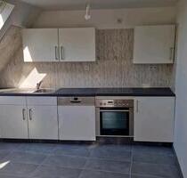 2 Zimmer DG Wohnung mit Einbauküche ab sofort zu vermieten - Geiselbach