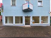 Foto - Großzügige Gewerbefläche mit barrierefreiem Eingangsbereich