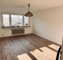 Helle 2 Zimmer Wohnung renoviert und teilsaniert - Pforzheim