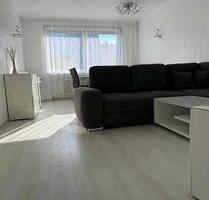 Moderne, möblierte 2-Zimmer-Wohnung mit Balkon und Aufzug - Düsseldorf Oberbilk