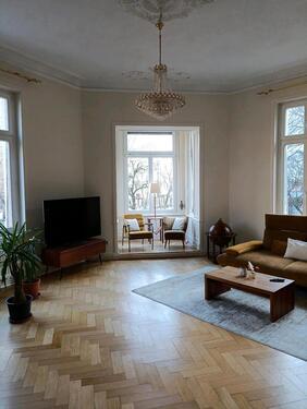 Foto - Großzügige 3-Zimmer-Altbau-Wohnung am Ring