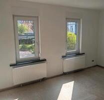 schöne sanierte 4 Raum Wohnung - 950,00&nbsp;EUR Kaltmiete, ca.&nbsp; 100,00&nbsp;m&sup2; in Gotha (PLZ: 99867)