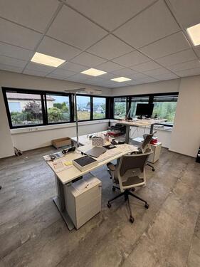 Foto - Moderne Bürofläche mit 2 Stellplätzen und getrennten WCs in ruhiger Lage von Idar-Oberstein