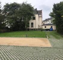 PKW-Stellplatz auf Privatgrundstück, zentrale Lage, von privat - Neuwied