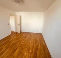 Wohnung zu vermieten - 1.340,00&nbsp;EUR Kaltmiete, ca.&nbsp; 94,00&nbsp;m&sup2; in Traunstein (PLZ: 83278)