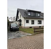 Doppelhaushälfte - ideal für Familien - Zülpich