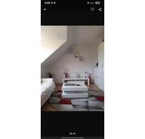 Voll möblierte 2-Zimmer-Dachgeschosswohnung in der Helenenstraße - Essen Stadtbezirk III