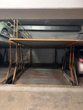 Foto - Tiefgarage Hebe Bühne Stellplatz