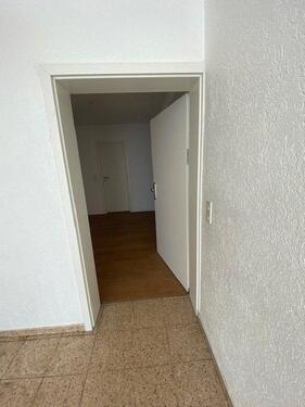Foto - Schöne 4 Zimmer Wohnung mit Einbauküche & 2 Stellplätzen
