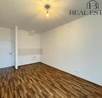 Traumhafte 2-Zimmer-Wohnung mit Balkon & saniertem Bad im begehrten Stadtfeld - Magdeburg Diesdorf