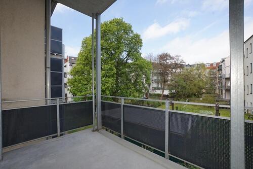 Foto - NEU renovierte 2-Raum-Wohnung mit Balkon, großer Wohnküche und Tageslichtbad
