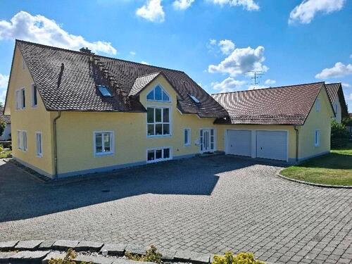 Foto - 9 Zimmer Einfamilienhaus zum Kaufen in Hausen