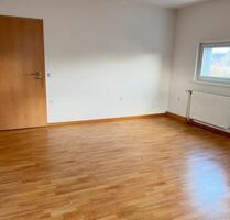 Mietwohnung (2,5 Zimmer) mit Stellplatz, Garten und Keller ❗️ - Köln Mülheim
