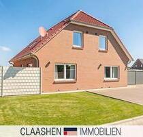 Gehobene Erdgeschosswohnung im 2-Parteien-Haus - Upgant-Schott